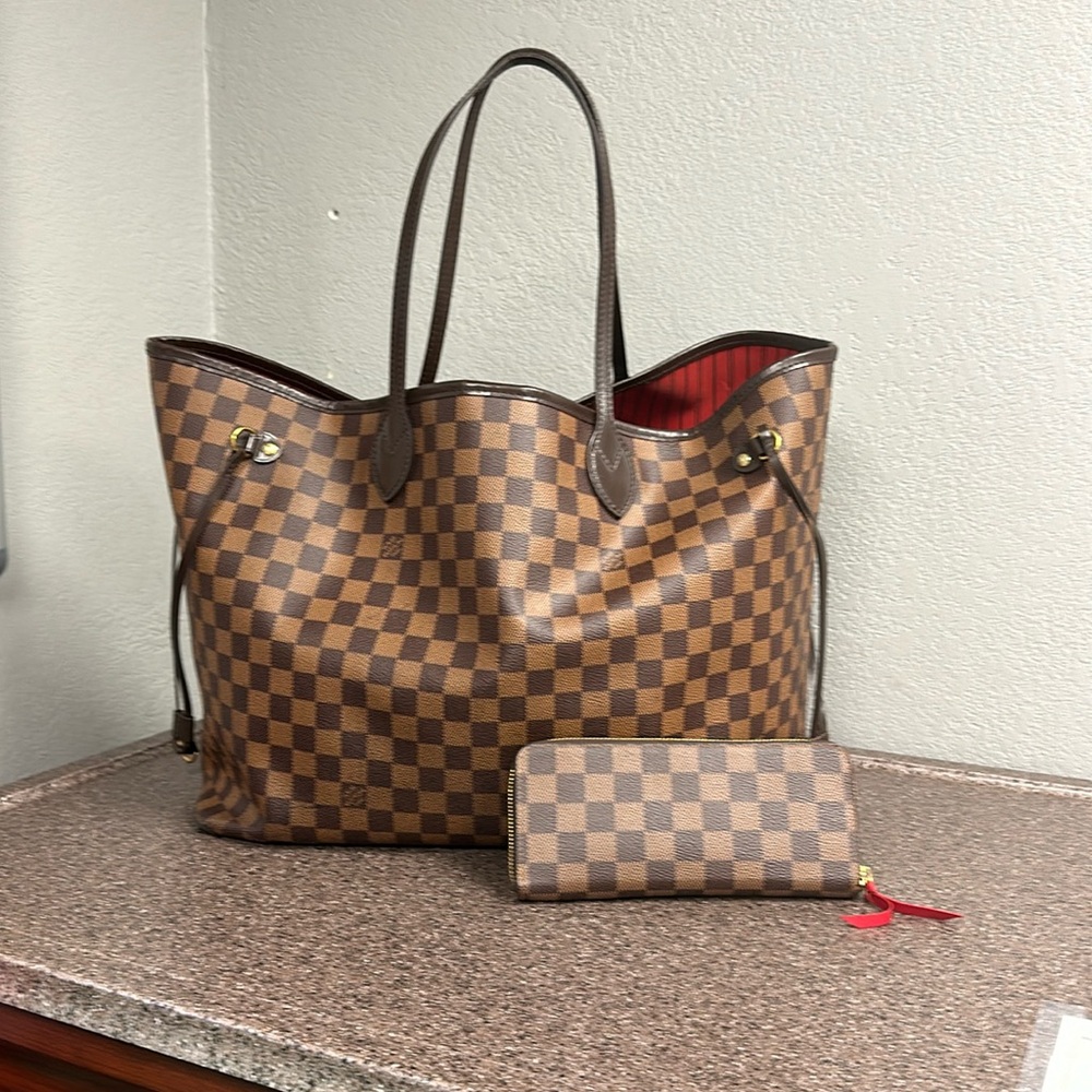 Authentic Louis Vuitton Neverfull GM